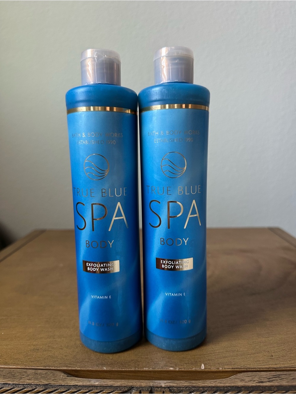 X2 Bath & Body Works True Blue Spa Exfoliating Body Wash NEW